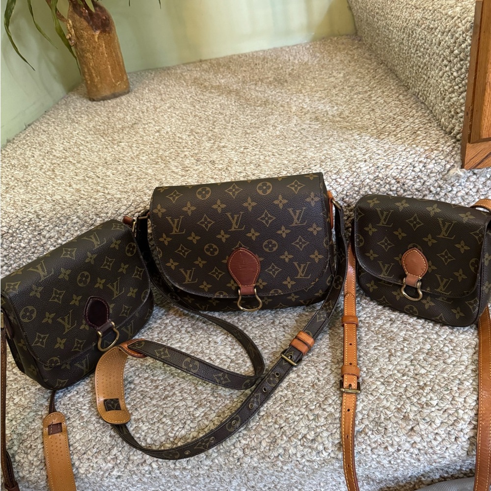 Louis Vuitton Brown Monogram Crossbody Bag with Tan Leather Trim Saint Cloud GM - Picture 2 of 10